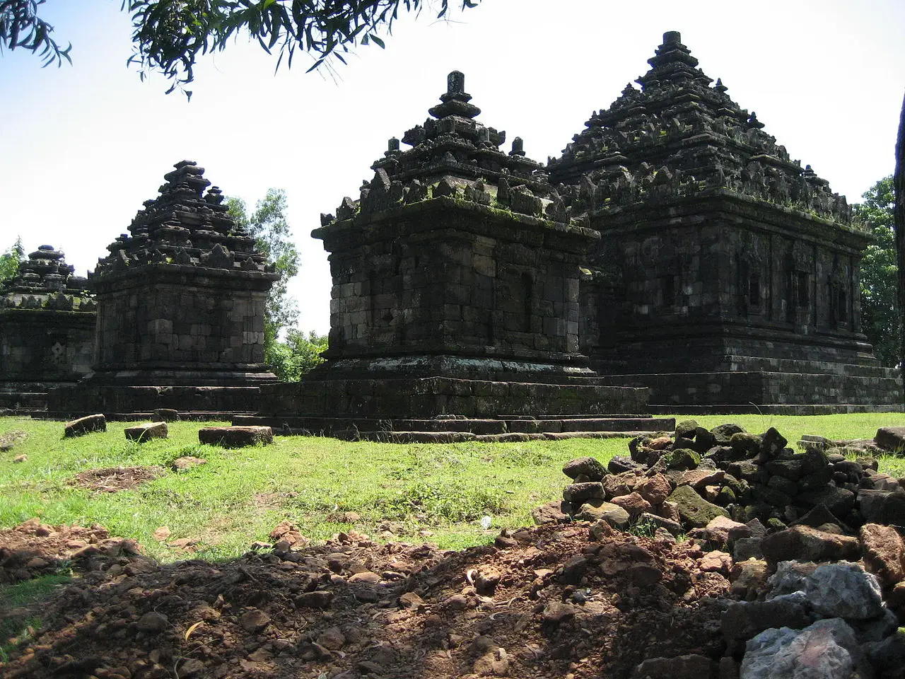 Paket Wisata KRESNA 1 hari