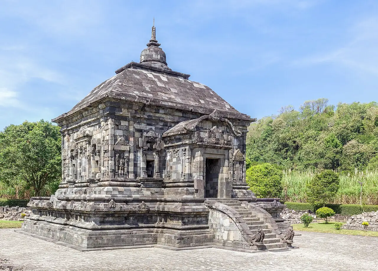 Featured image for Candi Banyunibo Spot Buat Healing di Jogja - 3J Tour Candi Banyunibo Spot Buat Healing di Jogja
