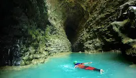 Gambar Goa Kalisuci