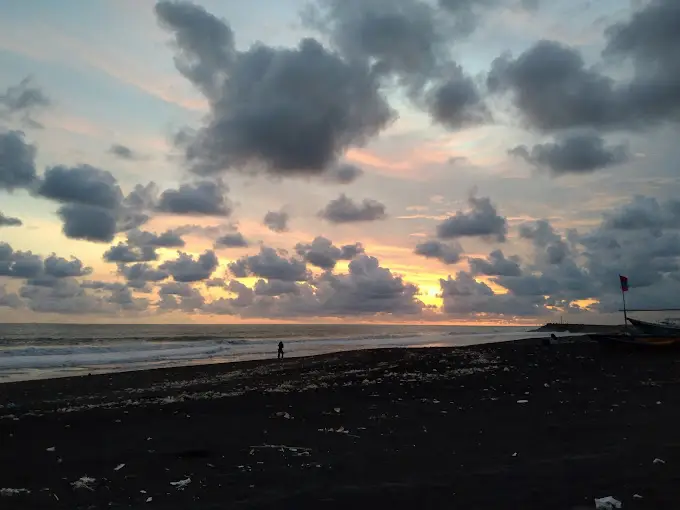 Featured image for Pantai Karangwuni Kulon Progo - 3J Tour Pantai Karangwuni Kulon Progo